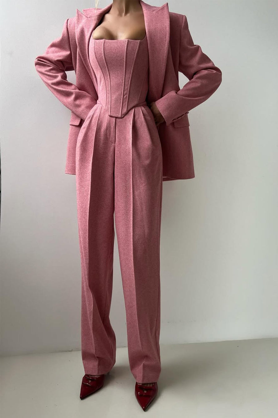 Figen - Driedelige set met dubbelkruisende blazer