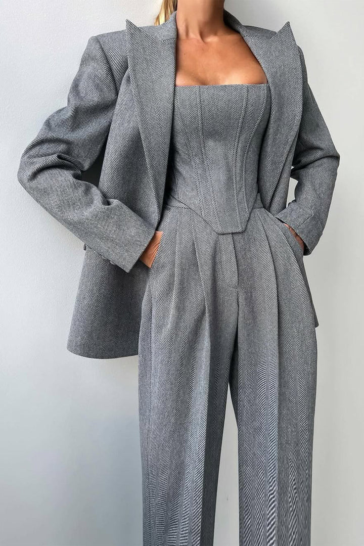 Figen - Driedelige set met dubbelkruisende blazer