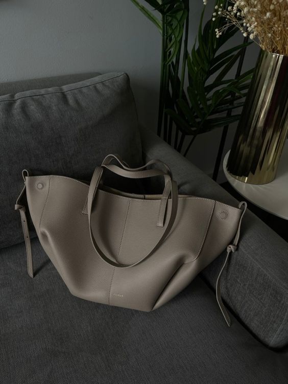 Vintage Tote Bag